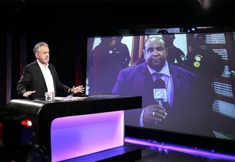 TELEUNIVERSO AL DIA // CON JUAN LAMUR // DE LUNES A VIERNES 1:00 PM